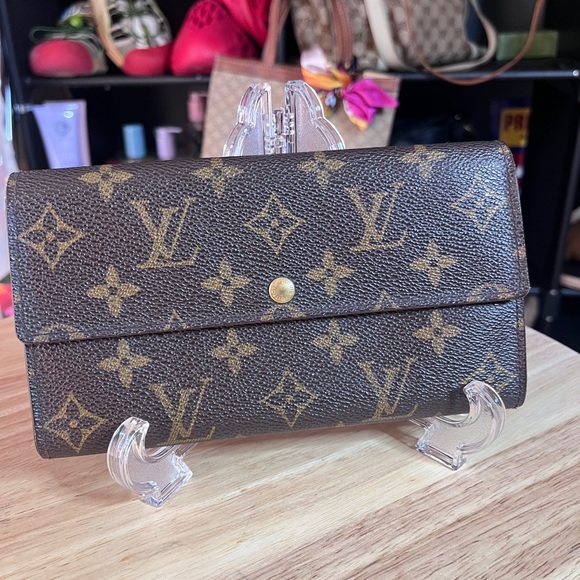 Louis Vuitton Brown Monogram Wallet - Picture 1 of 15